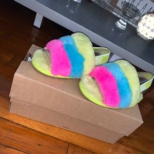 UGG Fluff Yeah Slide Pink/Yellow/Blue  (US 8)